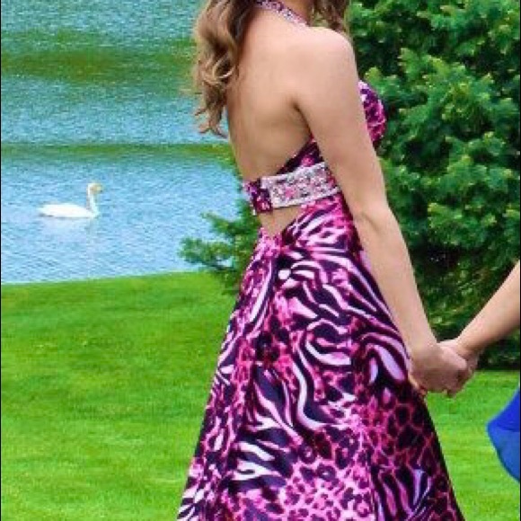 Prom Dress - Picture 3 of 5